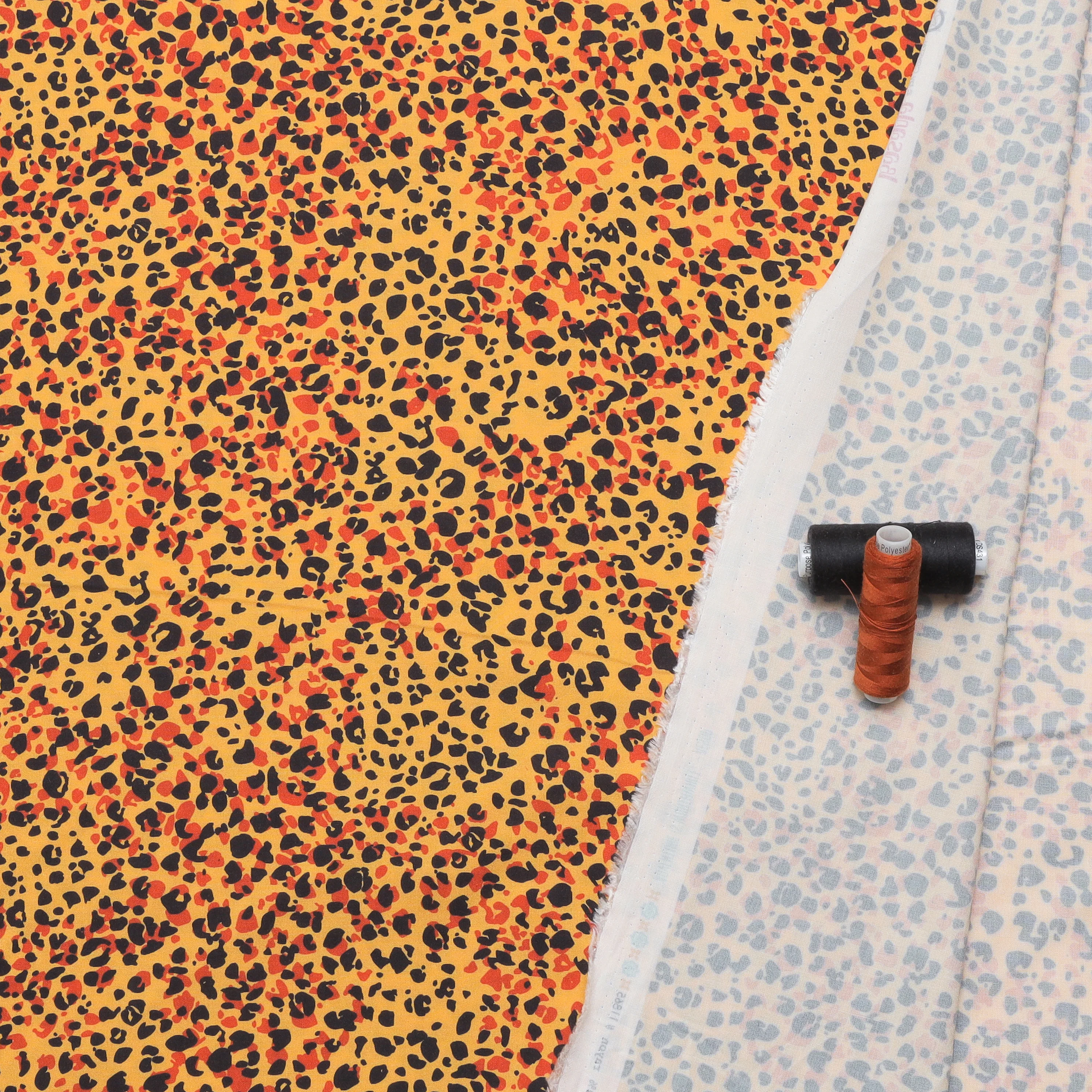 Moda - Rayon - Kasada - Animal Gold - Image 3